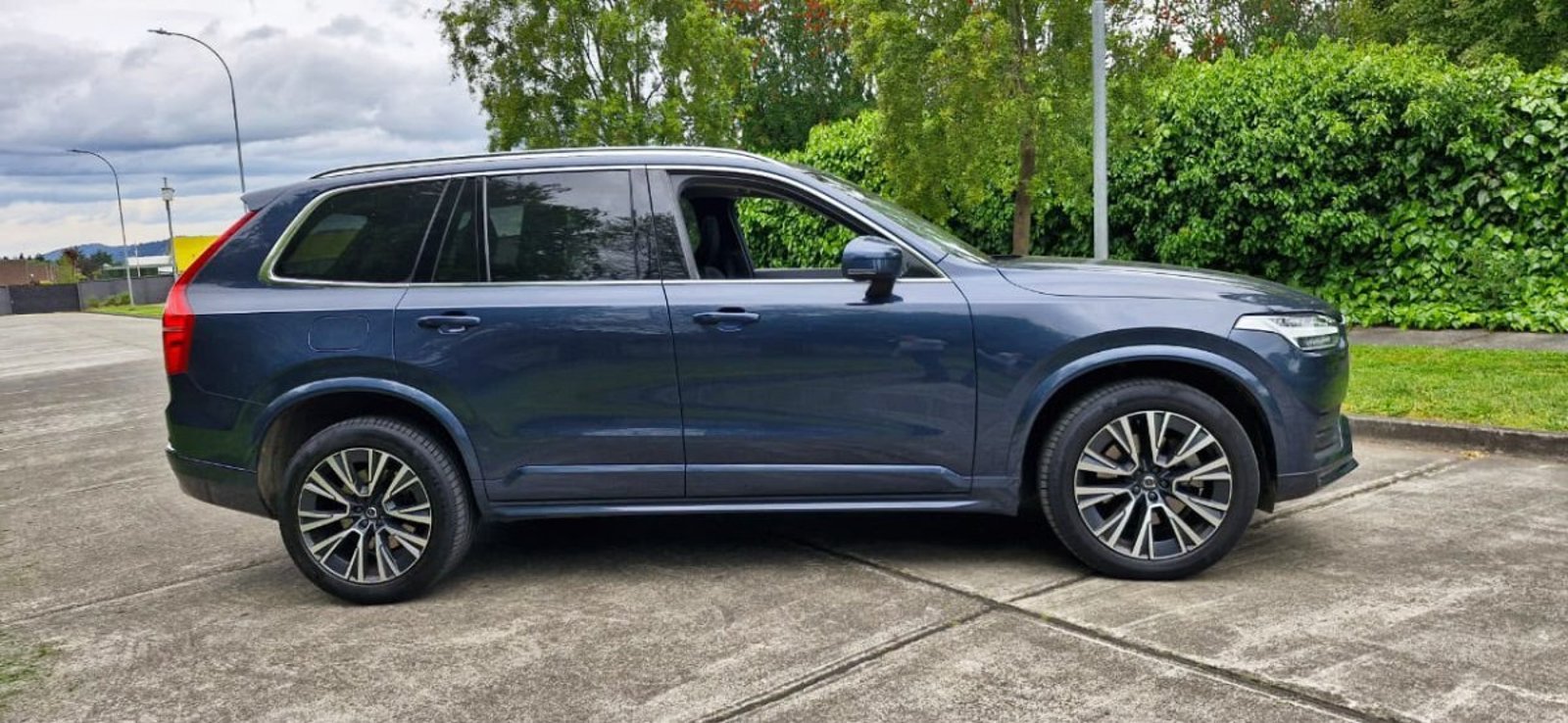 Volvo XC90 B6 AWD 2023 - Imagen 8 de 10