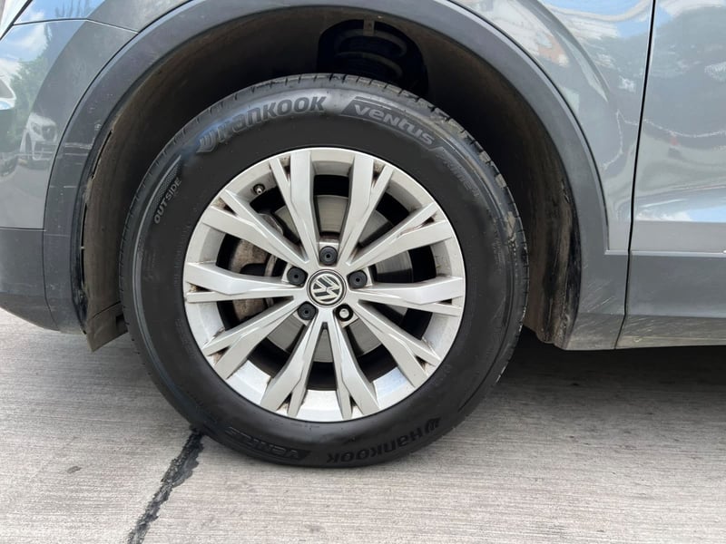 Volkswagen TIGUAN COMFORTLINE 1.4 TSI 2018 - Imagen 7 de 10