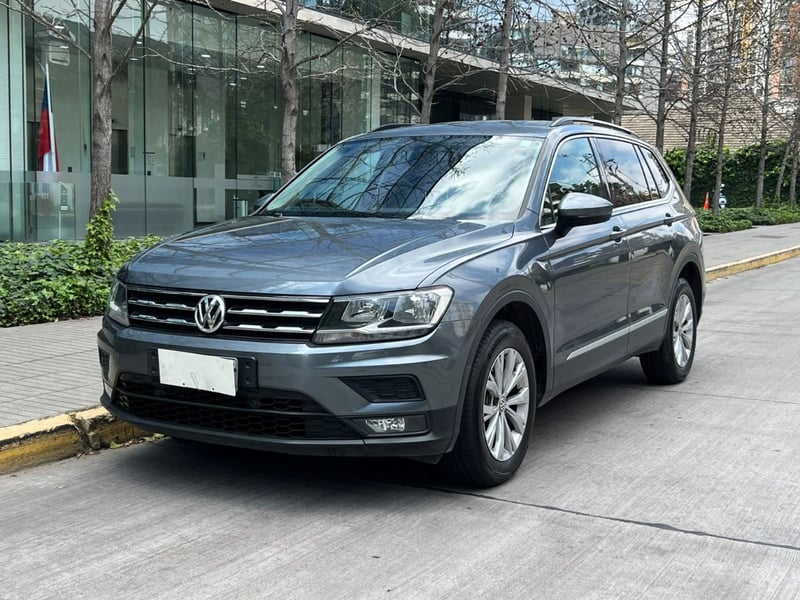 Volkswagen TIGUAN COMFORTLINE 1.4 TSI 2018 - Imagen 3 de 10