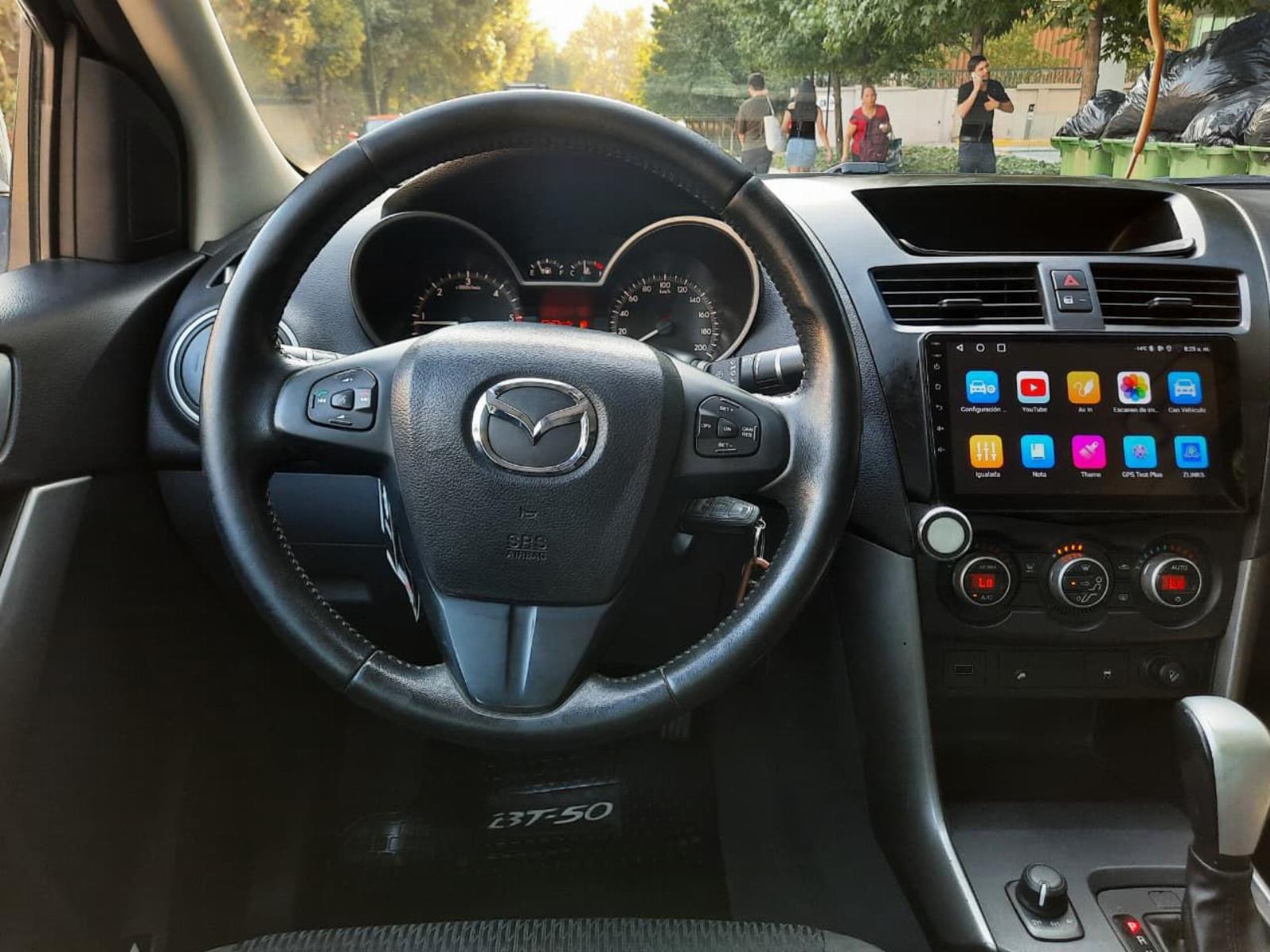 Mazda BT-50 SDX 4X4 3.2 AT 2020 - Imagen 8 de 9