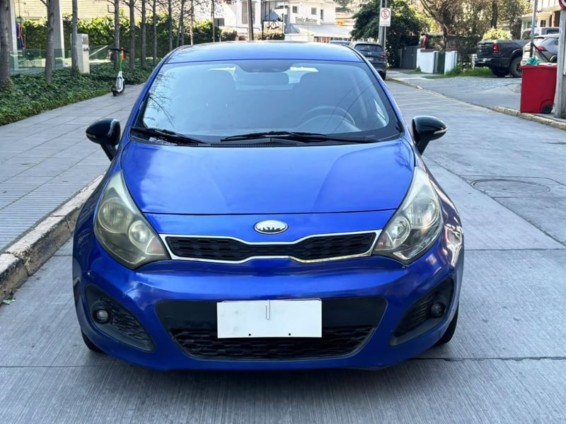 Kia RÍO 5 EX 1.4 MT 2013