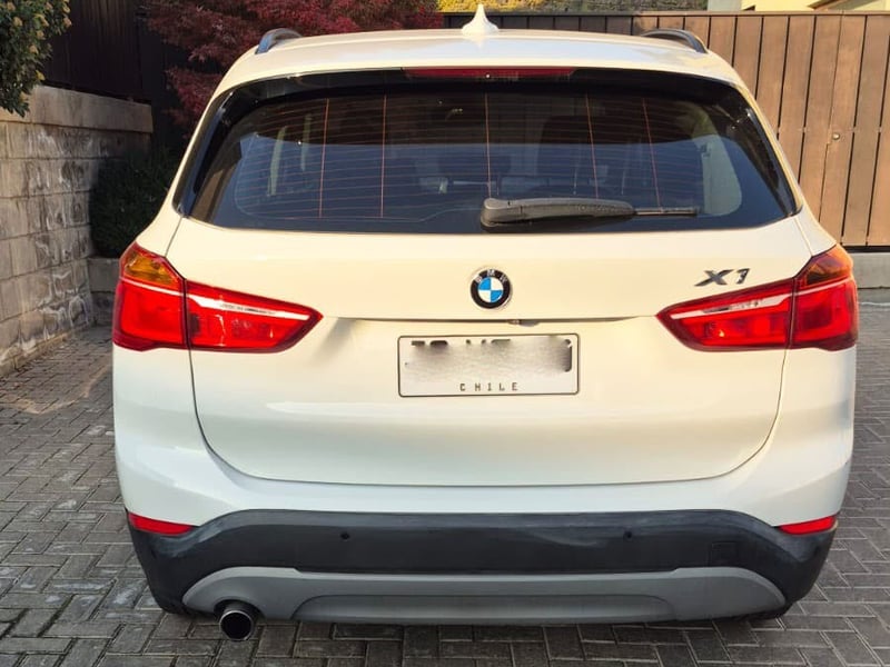 BMW X1 2.0 SDRIVE 18D 2017 - Imagen 6 de 10