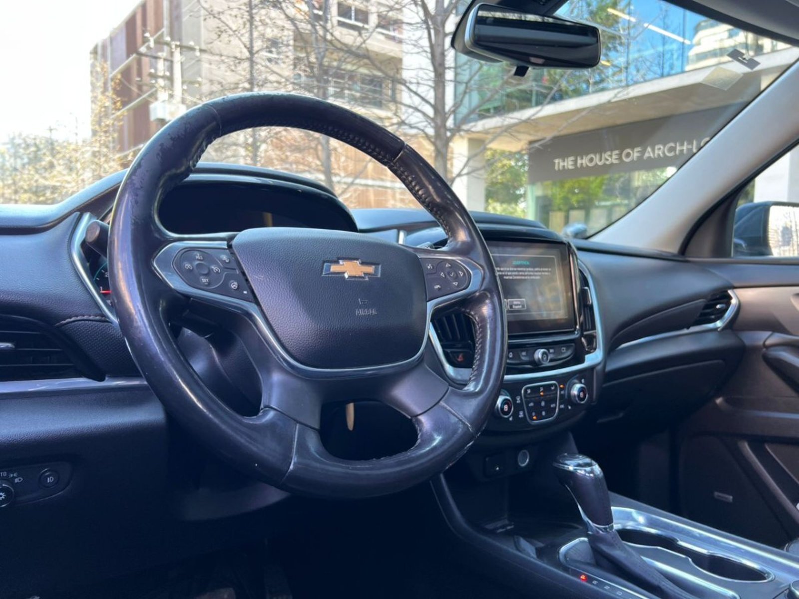 Chevrolet TRAVERSE PREMIER AWD 3.6 2019 - Imagen 8 de 10