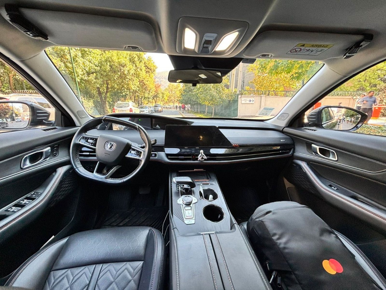 Changan UNI-K ELITE 2024 - Imagen 9 de 10