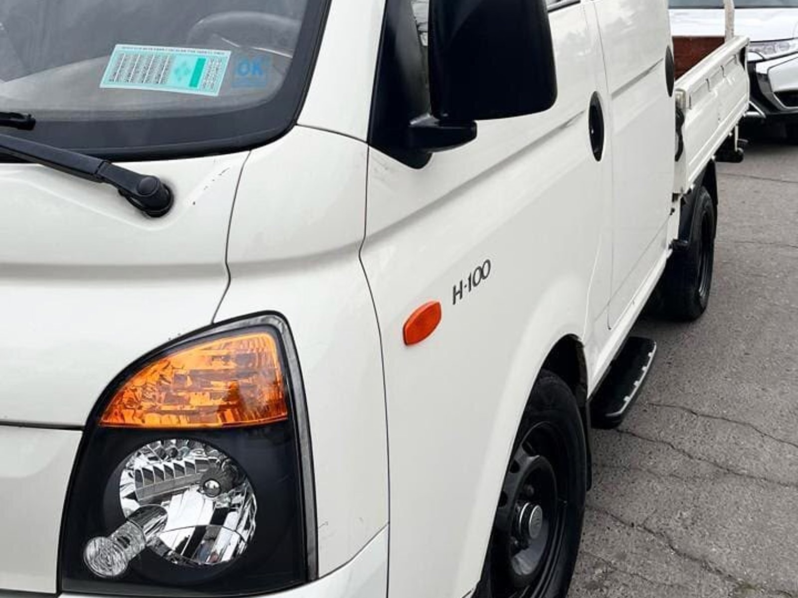 Hyundai PORTER GL 2.5 MT 2020 - Foto 3 de 10