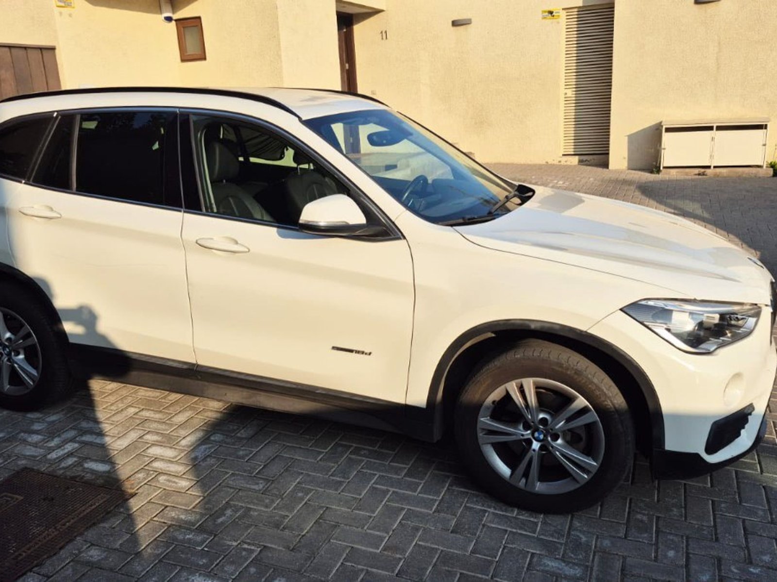 BMW X1 2.0 SDRIVE 18D 2017 - Foto 4 de 10
