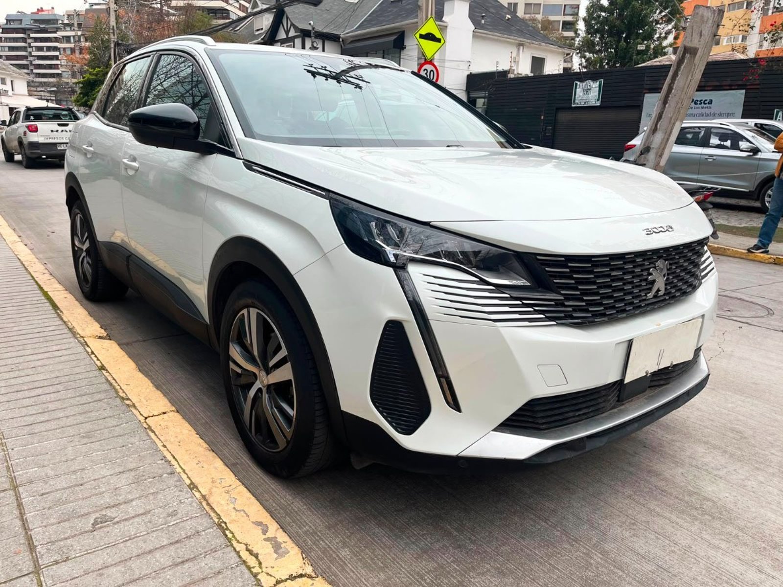 Peugeot 3008 1.2 MT 2022 - Imagen 3 de 10