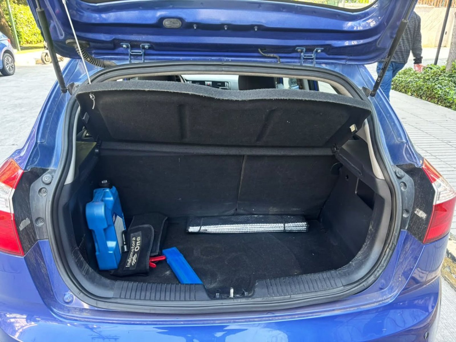 Kia RÍO 5 EX 1.4 MT 2013 - Imagen 7 de 10