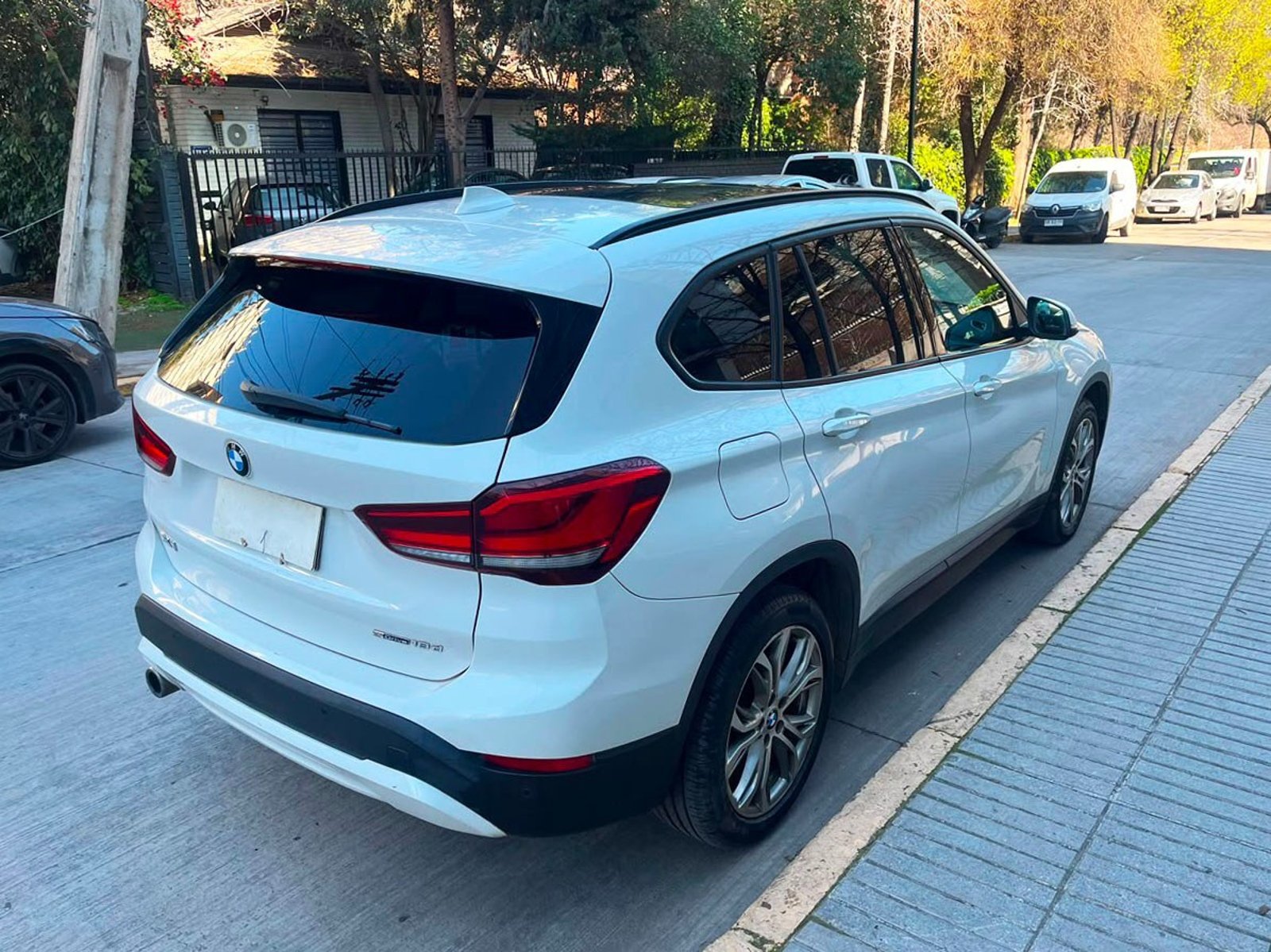 BMW X1 18d SDRIVE LCI 2.0 2021 - Imagen 6 de 10