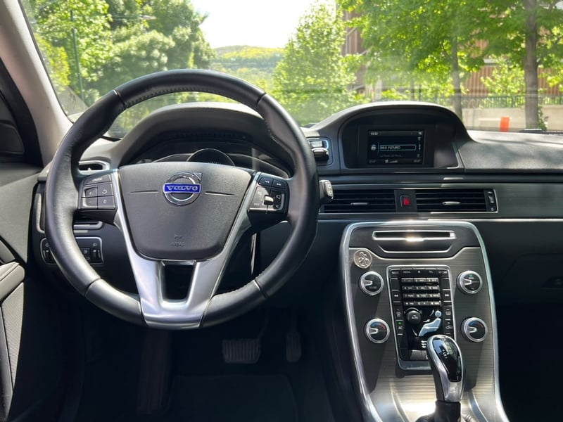 Volvo XC70 D5 COMFORT DIESEL AWD 2017 - Imagen 10 de 10
