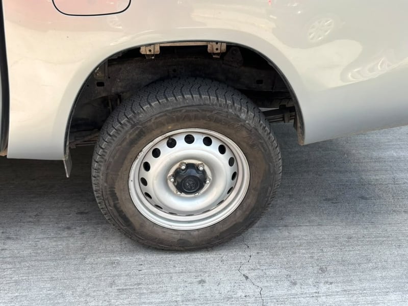 Toyota HILUX DX 2.4 MT 4x2 2021 - Imagen 9 de 10