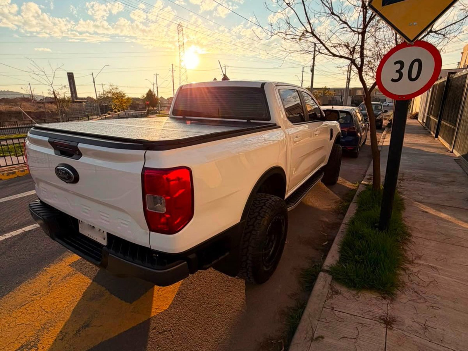 Ford RANGER XLS 2.0 MT 4X2 2026 - Imagen 5 de 10