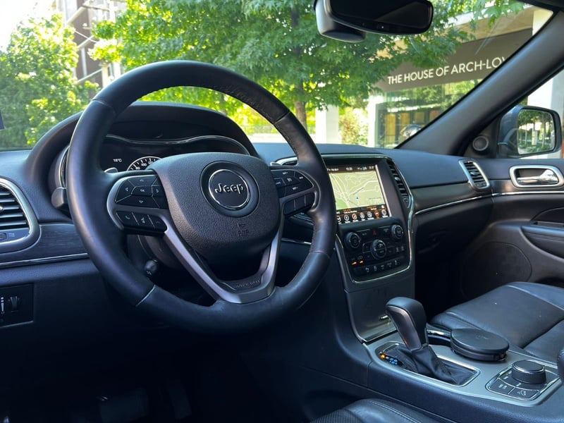 Jeep GRAND CHEROKEE LIMITED 4X4 3.6 2018 - Imagen 9 de 10