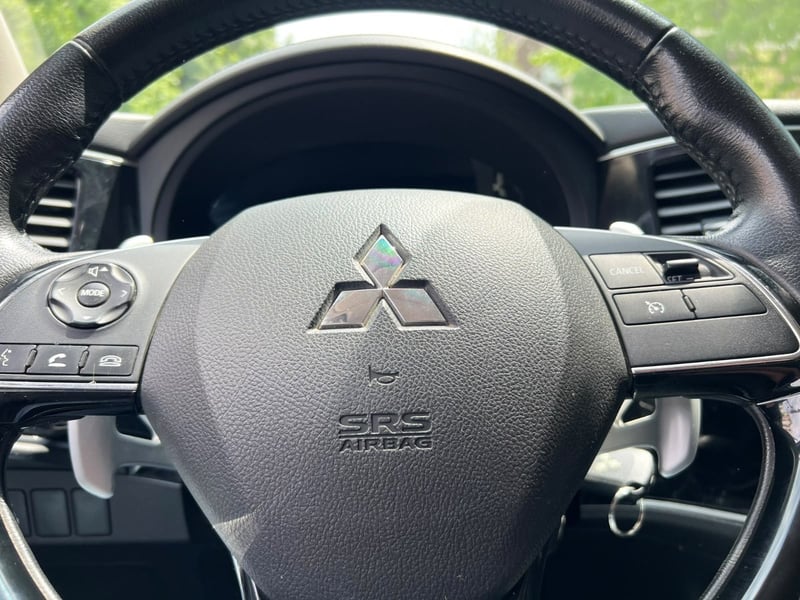 Mitsubishi OUTLANDER GLX 4X4 2.4 AT 2017 - Imagen 10 de 10