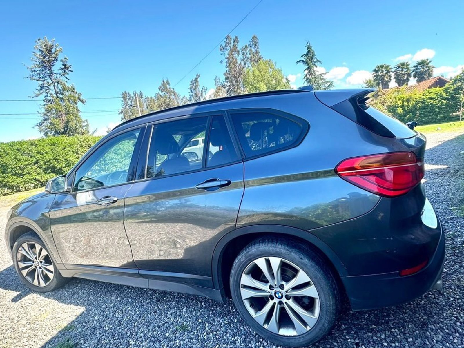 BMW X1 20i SDRIVE 20I LUXURY 2018 - Foto 5 de 8