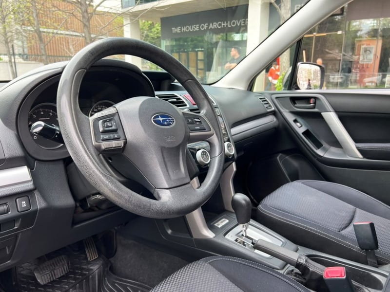 Subaru FORESTER X 2.0 CVT 2016 - Imagen 9 de 10