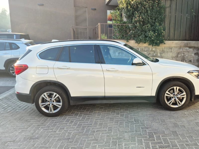 BMW X1 2.0 SDRIVE 18D 2017 - Imagen 9 de 10