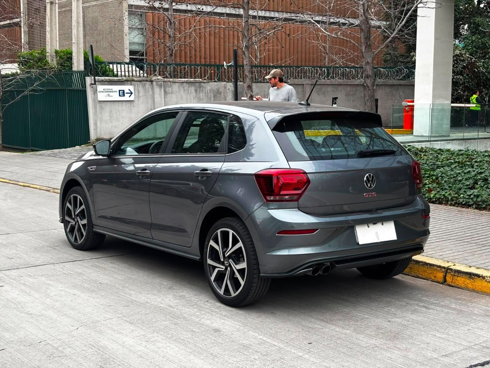 Volkswagen POLO GTS TSI 1.4 AT 2025 - Imagen 4 de 10