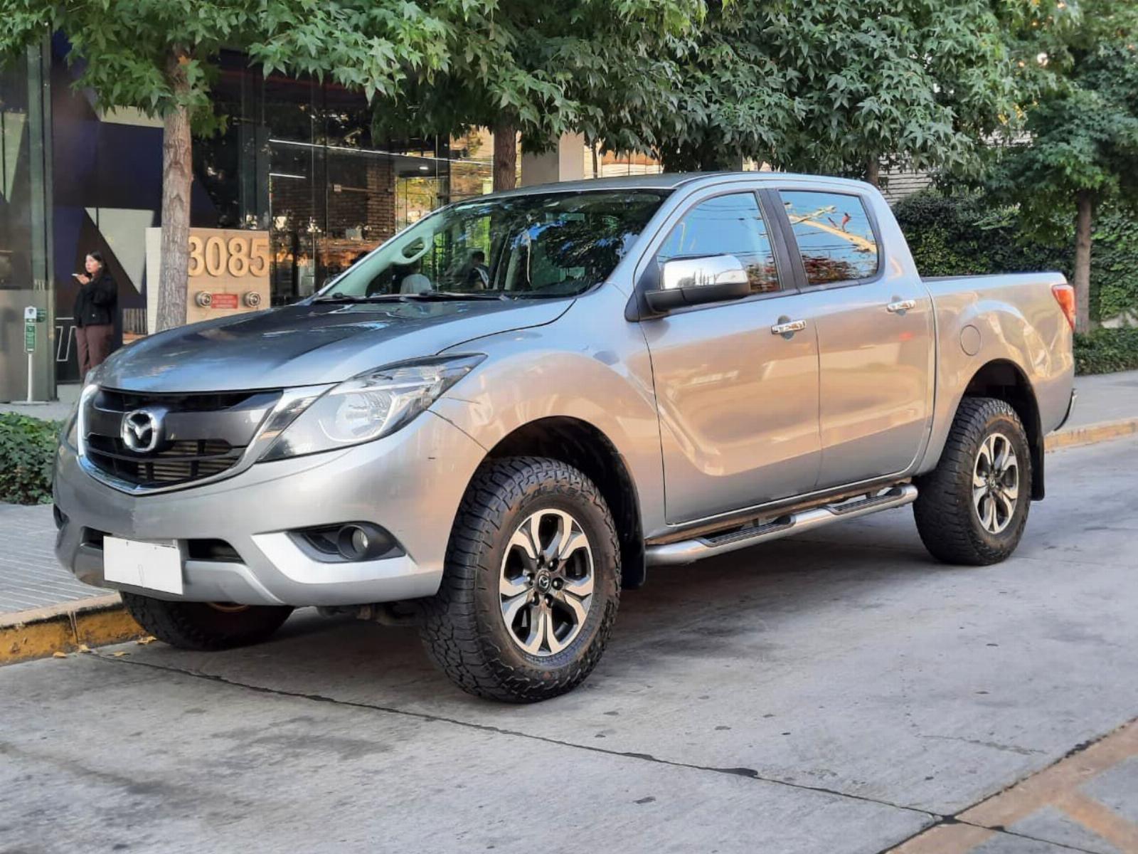 Mazda BT-50 SDX 4X4 3.2 AT 2020 - Foto 2 de 9
