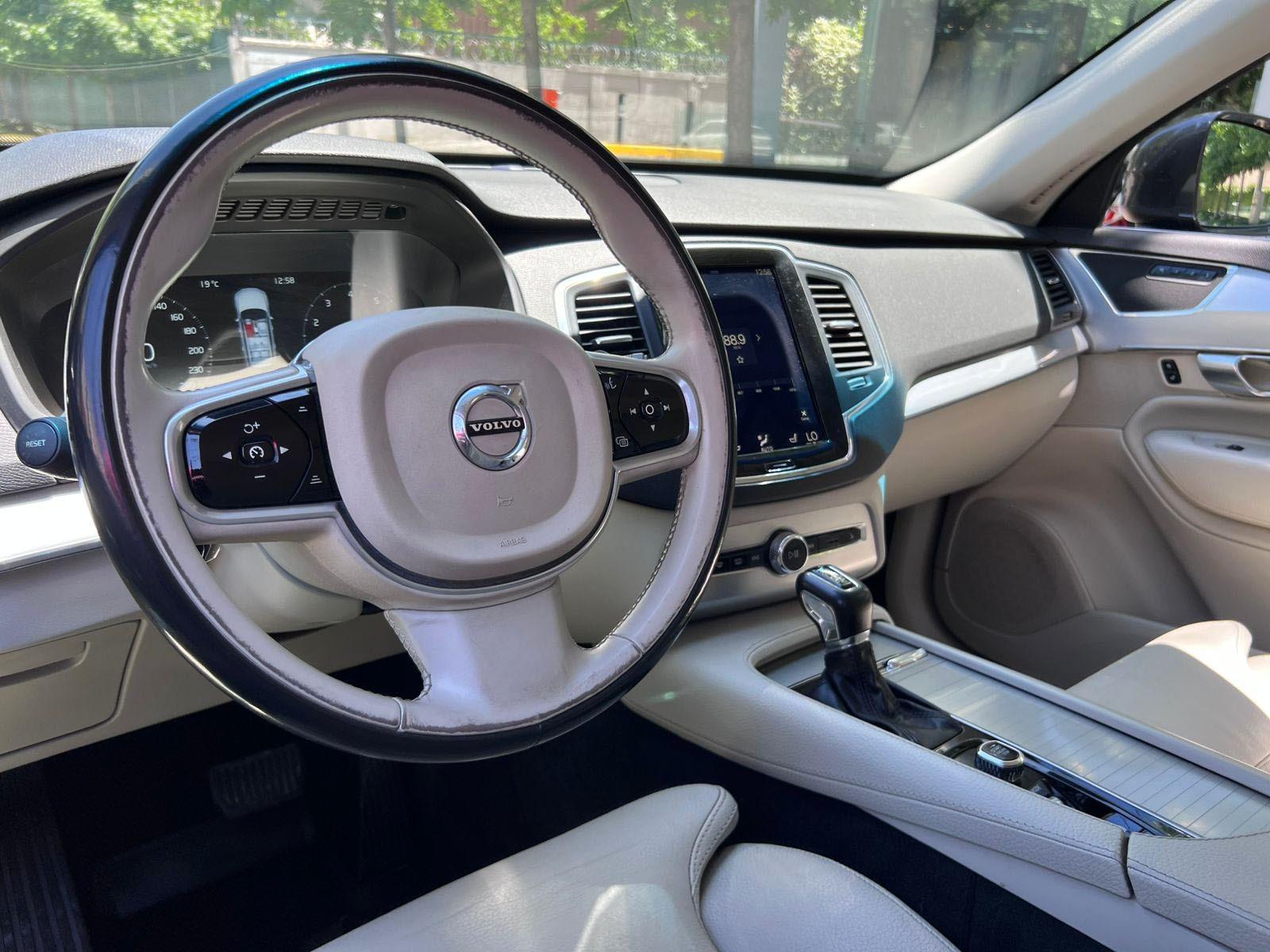 Volvo XC90 T5 2.0 AWD 2019 - Imagen 9 de 10
