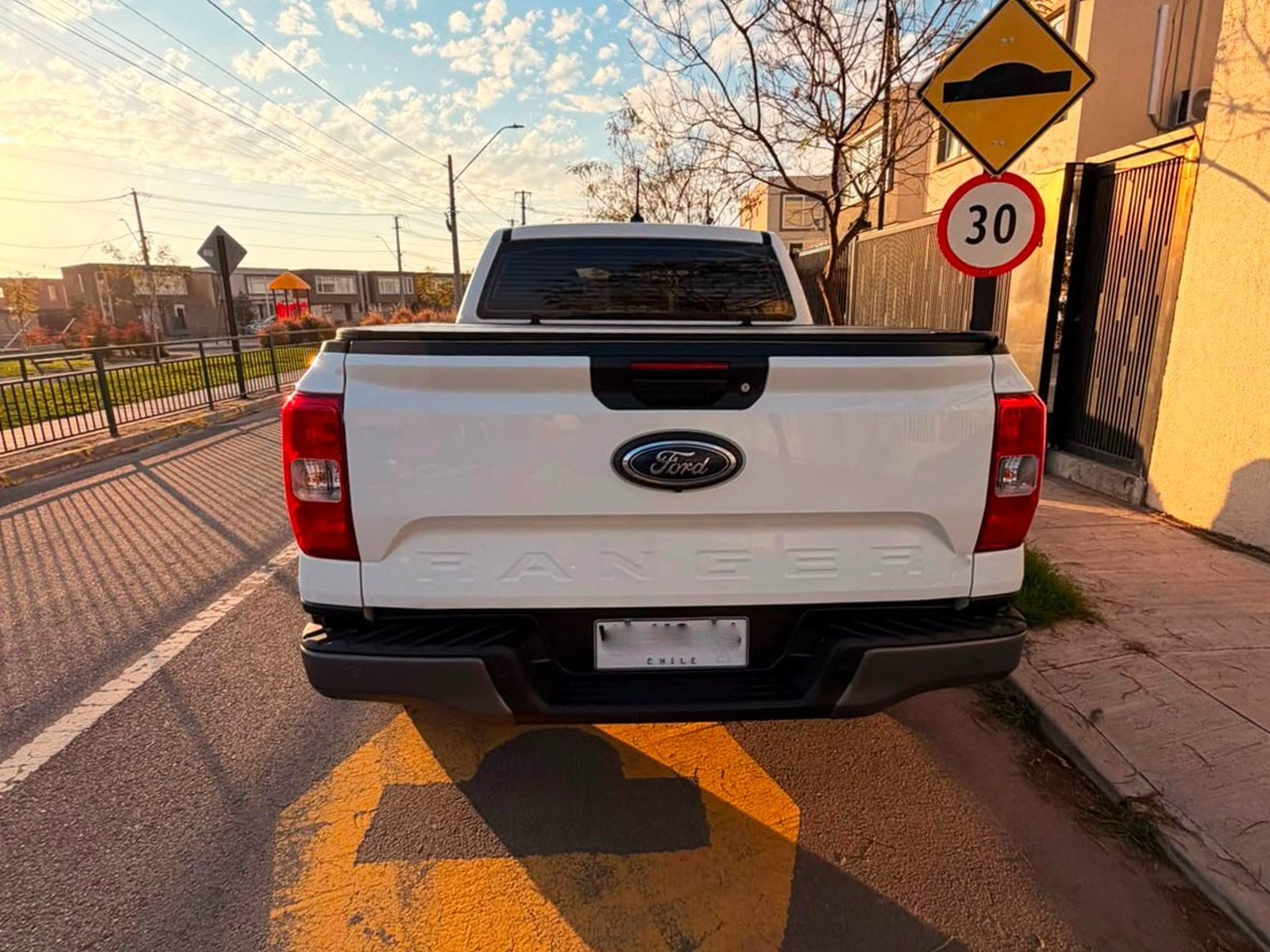 Ford RANGER XLS 2.0 MT 4X2 2026 - Imagen 6 de 10