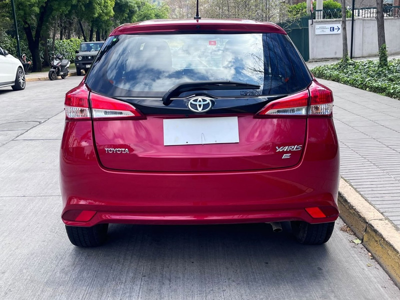 Toyota YARIS XLI 1.5 MT 2022 - Foto 5 de 10