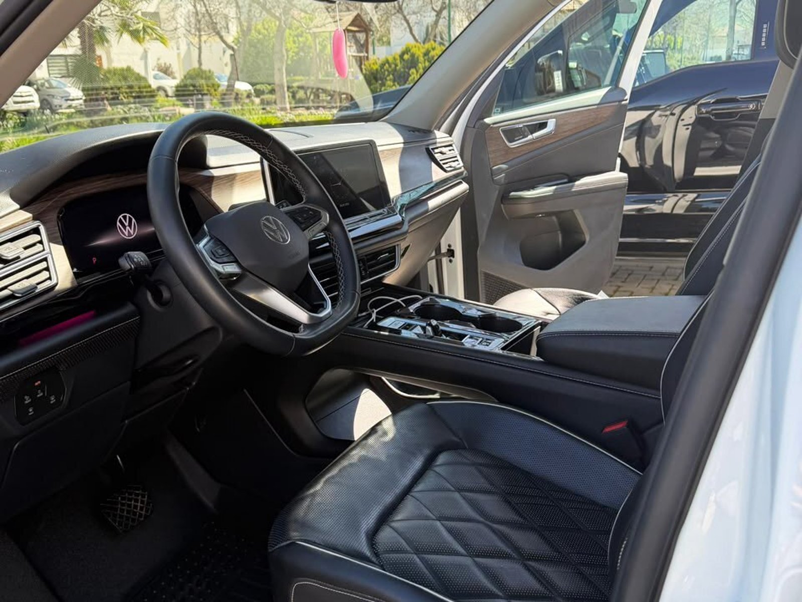 Volkswagen ATLAS LIMITED 2.0 T 4MOTION 2025 - Foto 5 de 10