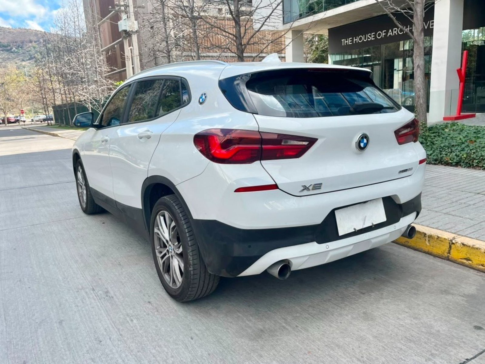 BMW X2 DYNAMIC 20i SDRIVE AT 2.0 2022 - Imagen 6 de 10