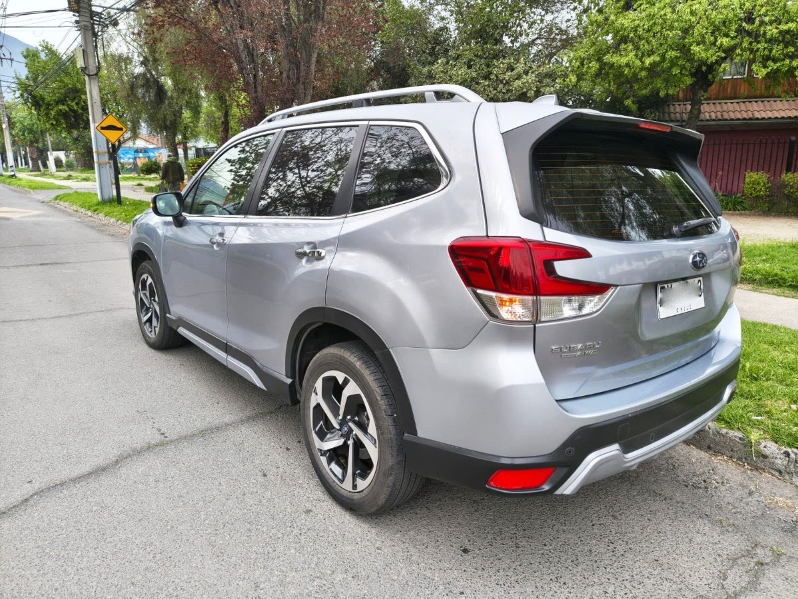 Subaru FORESTER LIMITED 2.0 CVT AWD 2022 - Foto 4 de 9