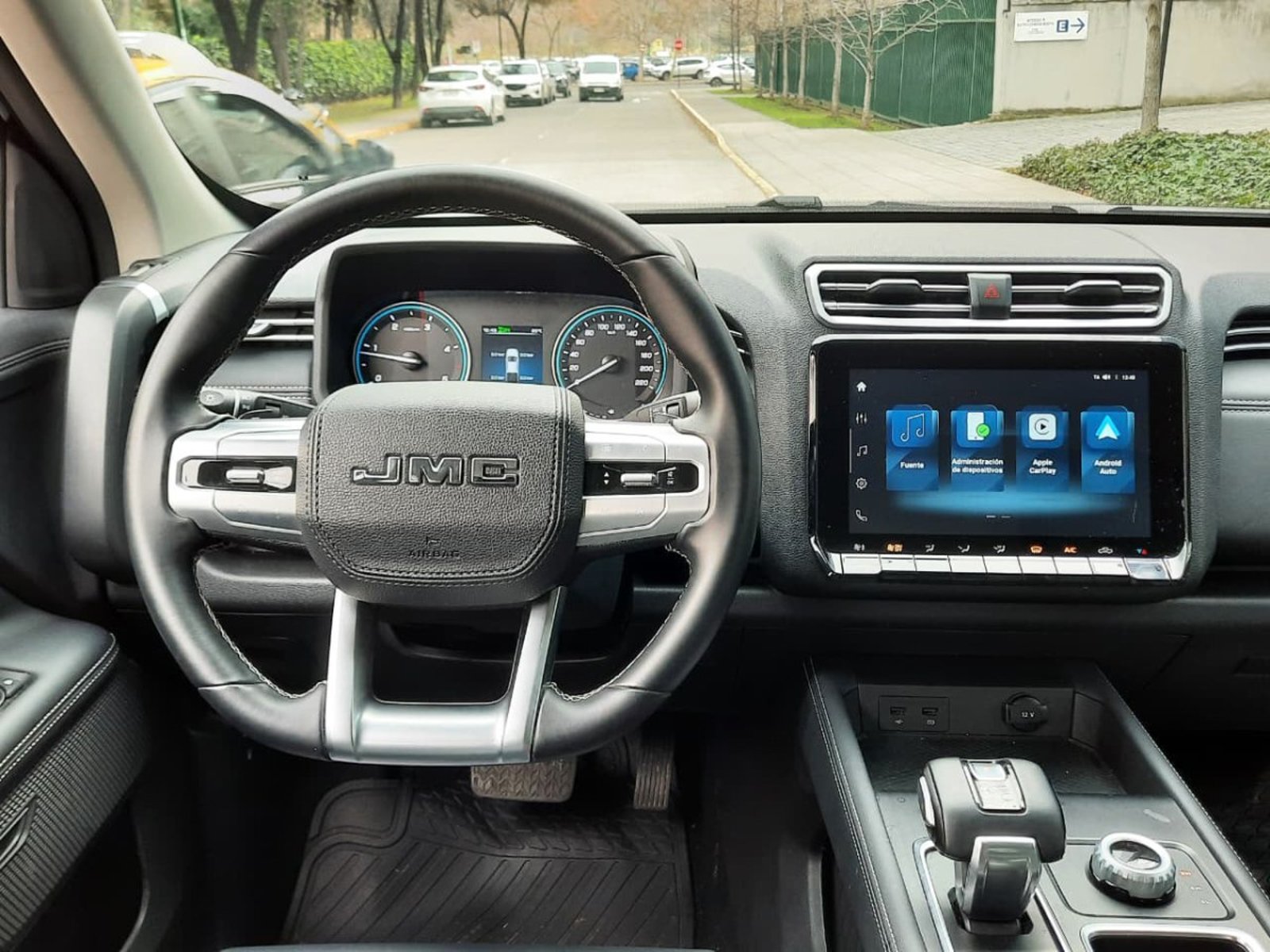 JMC GRAND AVENUE DIESEL AT 4x4 2025 - Imagen 9 de 10
