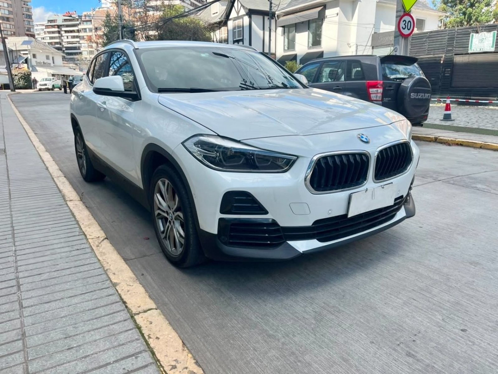 BMW X2 DYNAMIC 20i SDRIVE AT 2.0 2022 - Foto 3 de 10