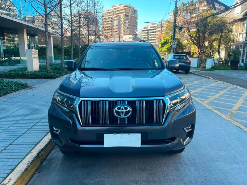 Toyota LAND CRUISER PRADO VX 4.0 2023