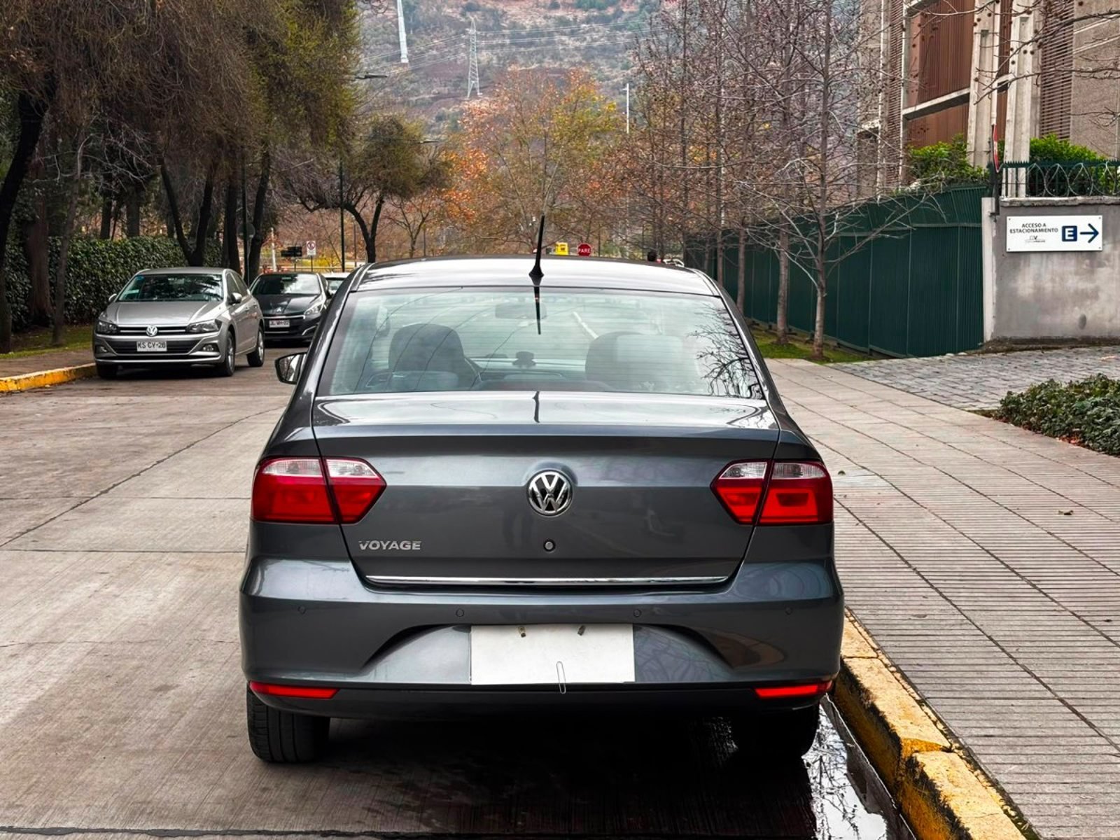 Volkswagen VOYAGE HIGHLINE 1.6 MT 2022 - Imagen 5 de 10