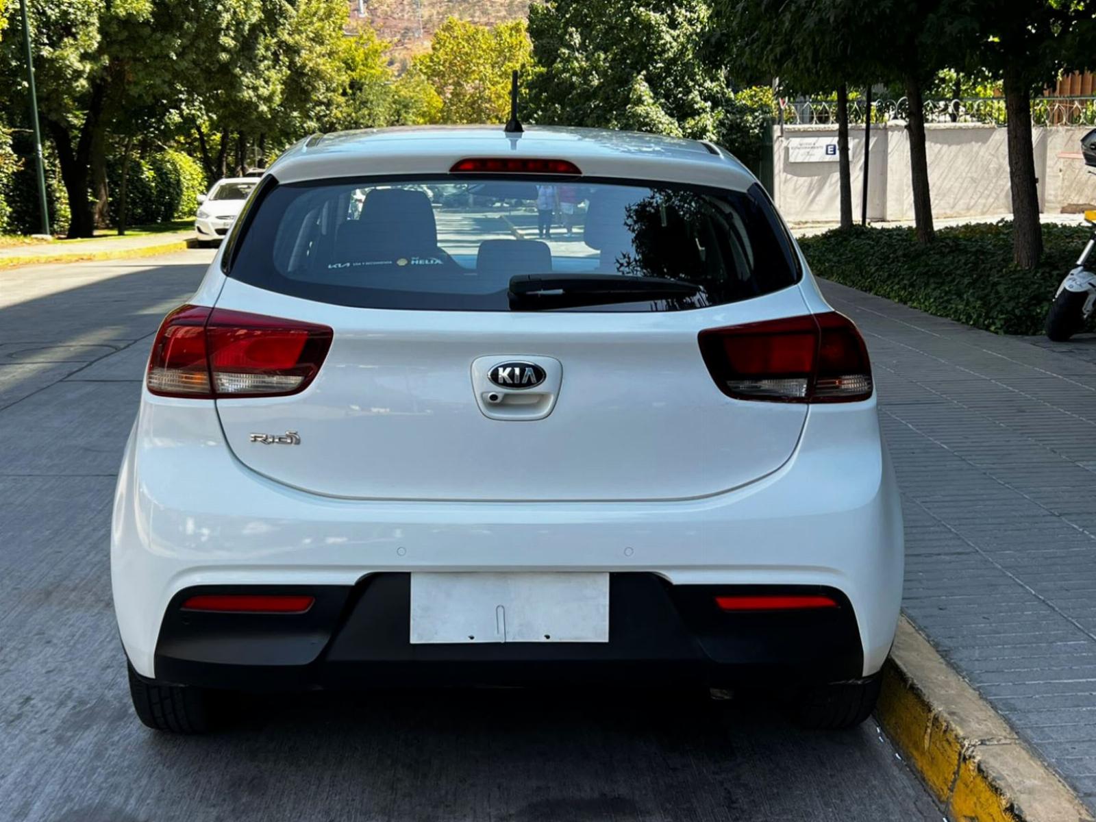 Kia RÍO 5 EX 1.4 AT 2022 - Imagen 5 de 10