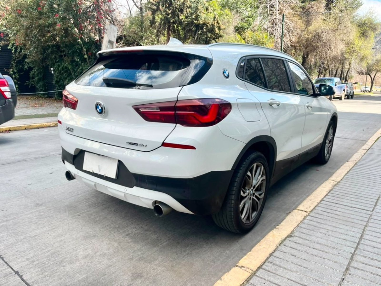 BMW X2 DYNAMIC 20i SDRIVE AT 2.0 2022 - Foto 5 de 10
