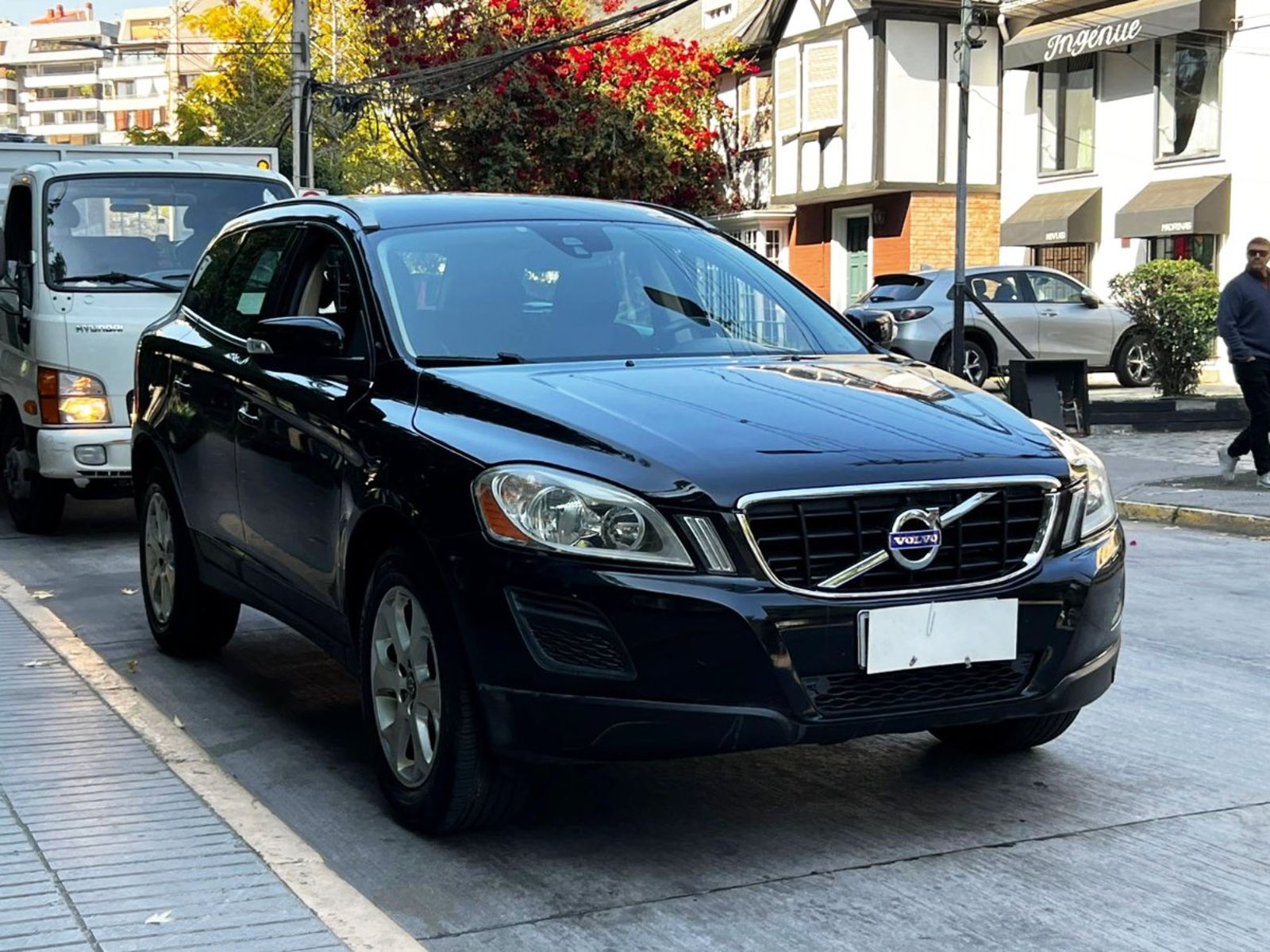 Volvo XC60 T5 COMFORT 2013 - Foto 2 de 10