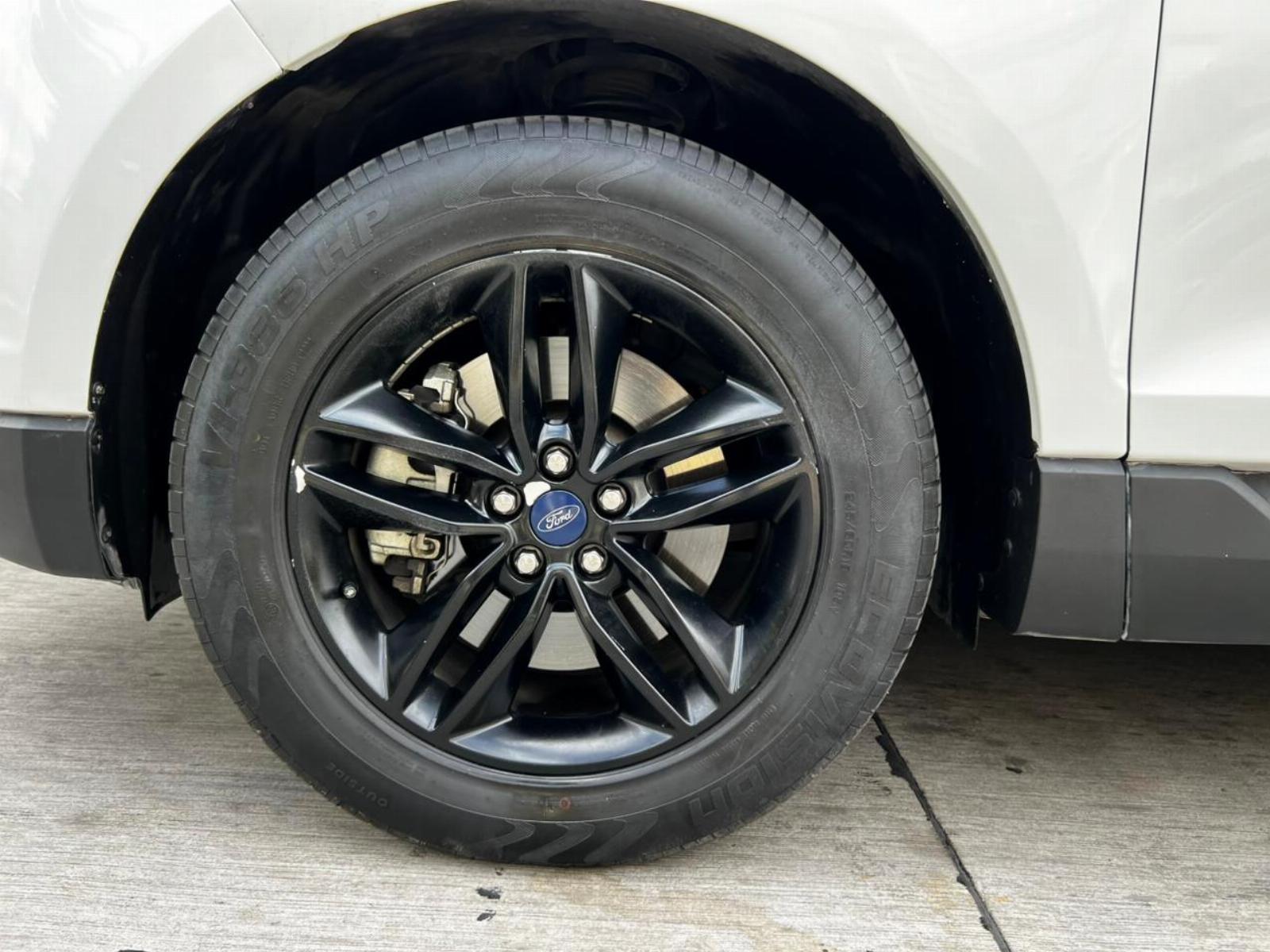 Ford EDGE SEL 3.5 AWD 2019 - Imagen 8 de 10