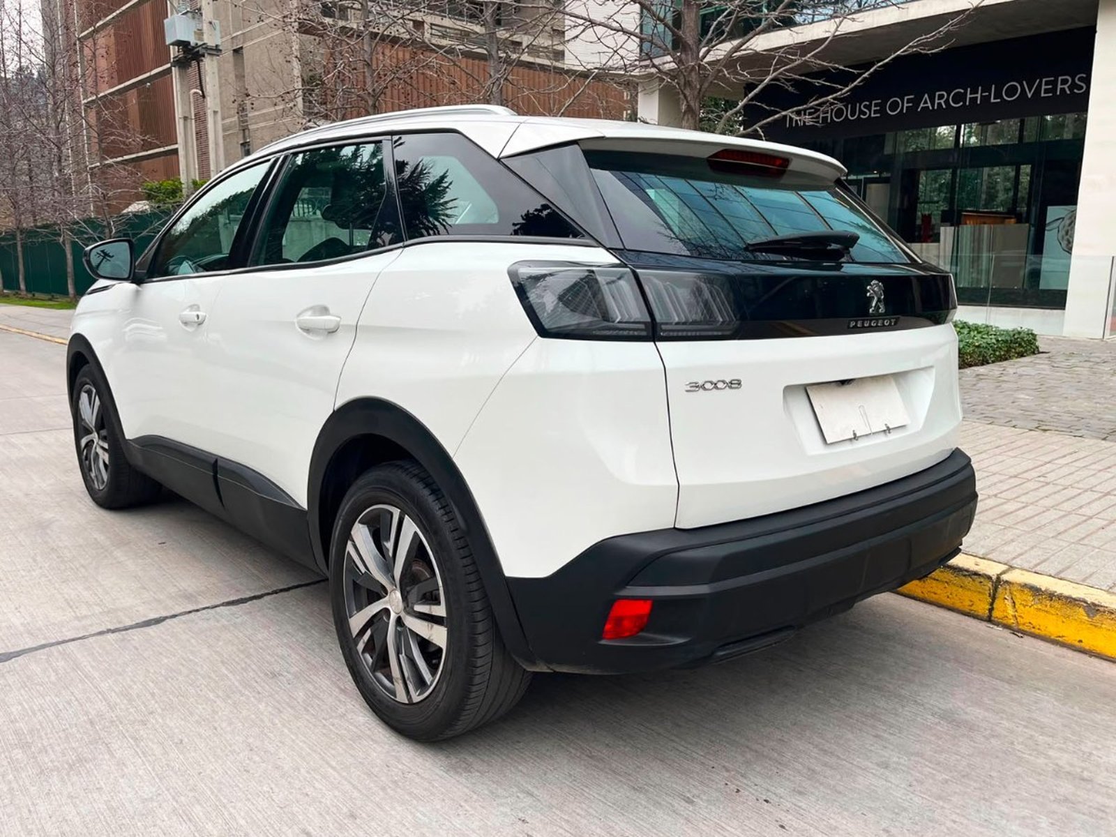 Peugeot 3008 1.2 MT 2022 - Imagen 4 de 10