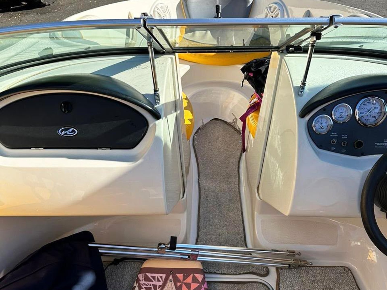 SEA RAY 185 SPORT 2008 - Foto 5 de 9