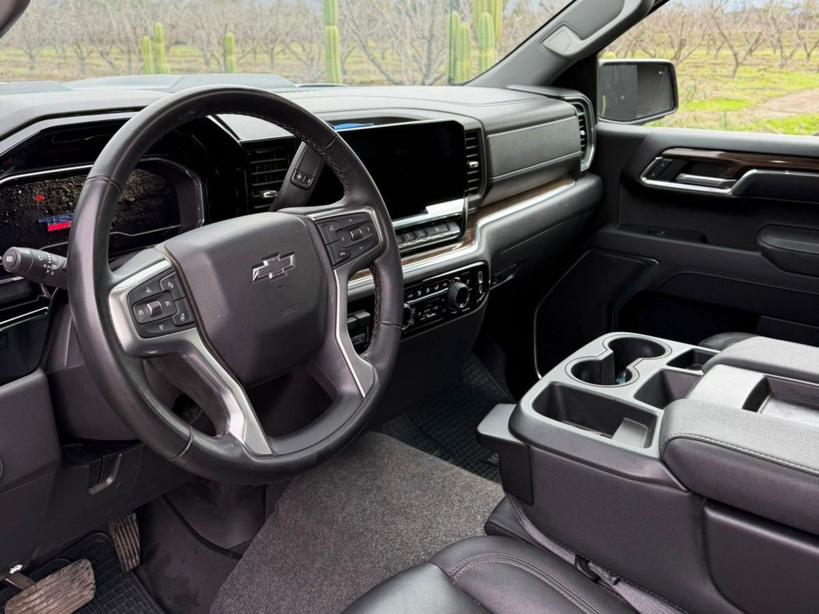 Chevrolet SILVERADO LT 4WD 5.3 2025 - Imagen 7 de 10