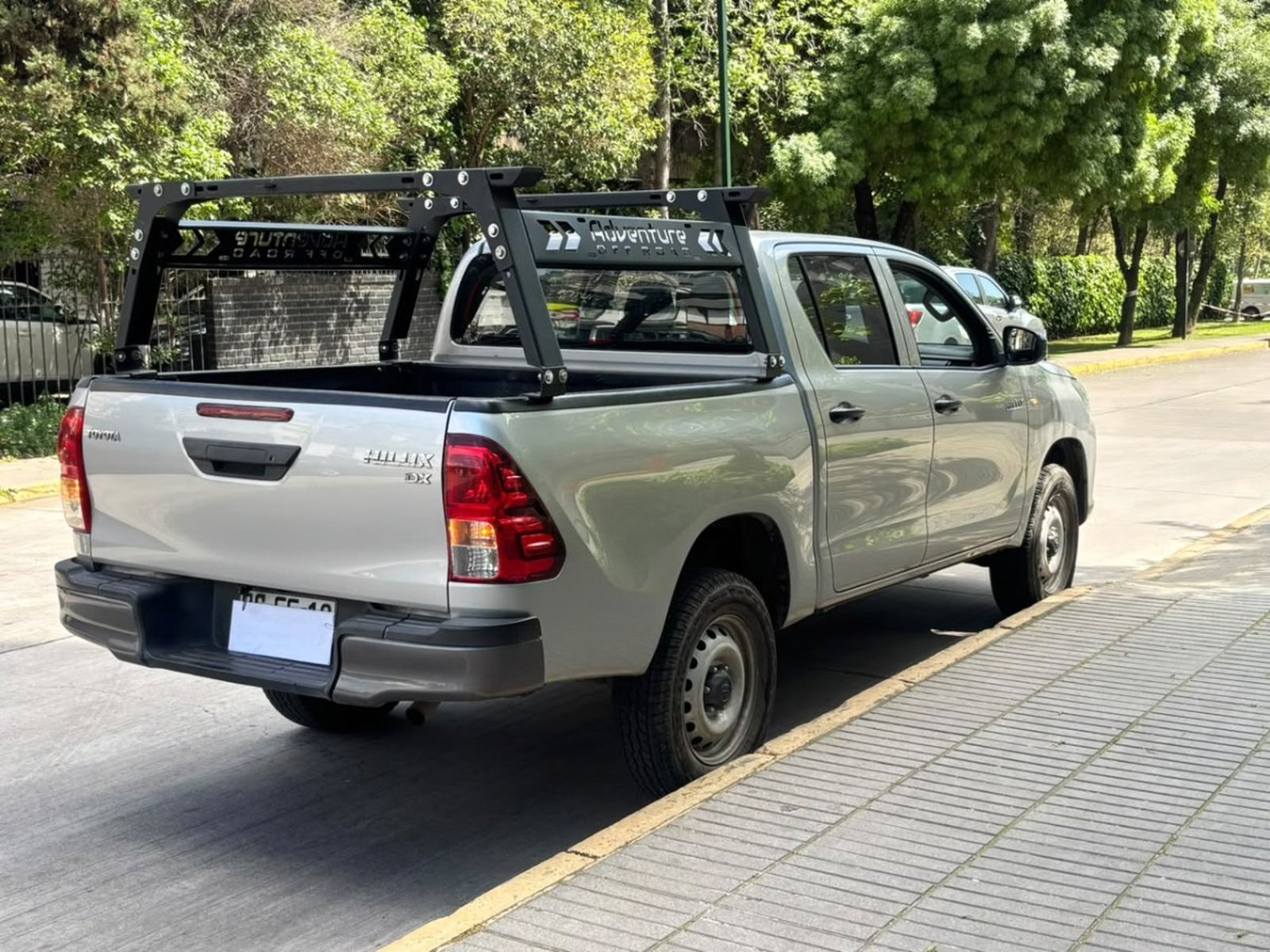 Toyota HILUX DX 2.4 MT 4x2 2021 - Foto 4 de 10