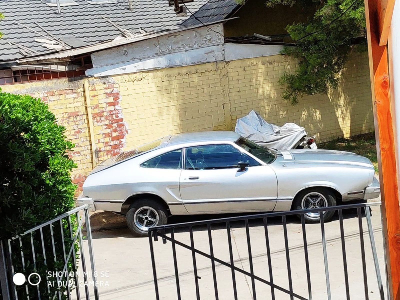 Ford MUSTANG II COUPE V8 302 AT 1975 - Foto 3 de 3