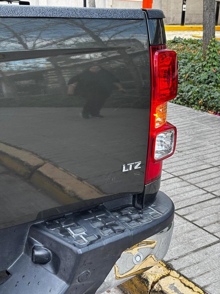Chevrolet COLORADO LTZ 4WD 2.8 AT 2023 - Imagen 7 de 10