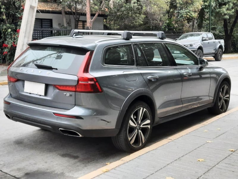 Volvo V60 CROSS COUNTRY 2021 - Imagen 5 de 10