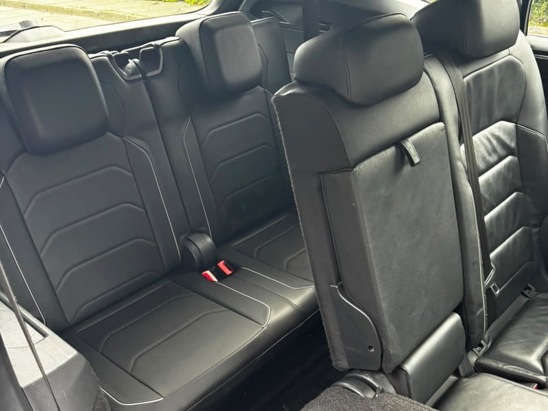 Volkswagen TIGUAN LIMITED 2.0 TSI 4MOTION 2019 - Imagen 8 de 9