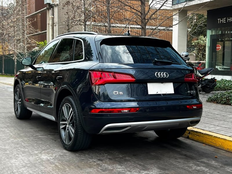 Audi Q5 45 TFSI 2.0 TURBO 2020 - Imagen 4 de 10