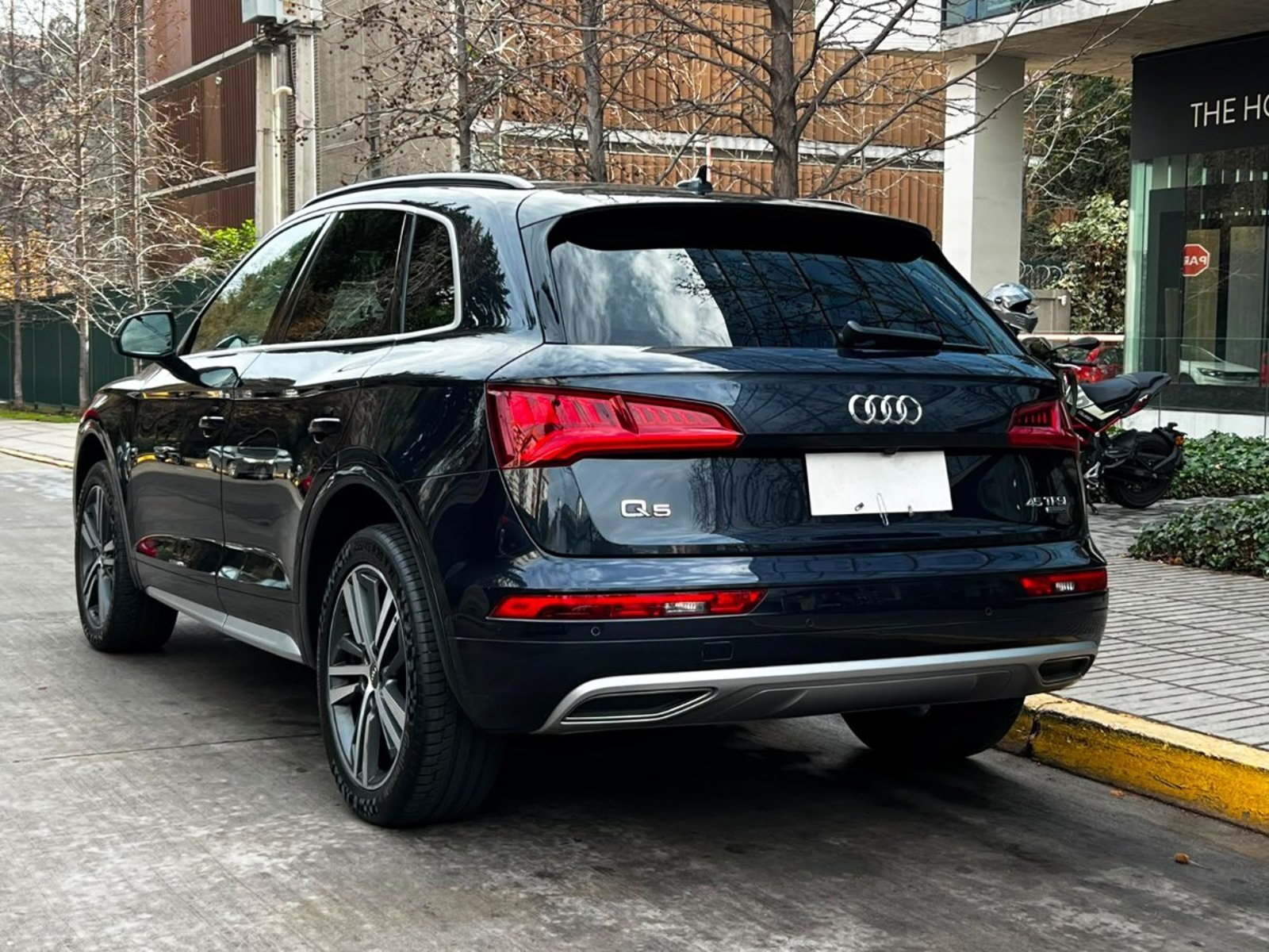 Audi Q5 45 TFSI 2.0 TURBO 2020 - Foto 4 de 10