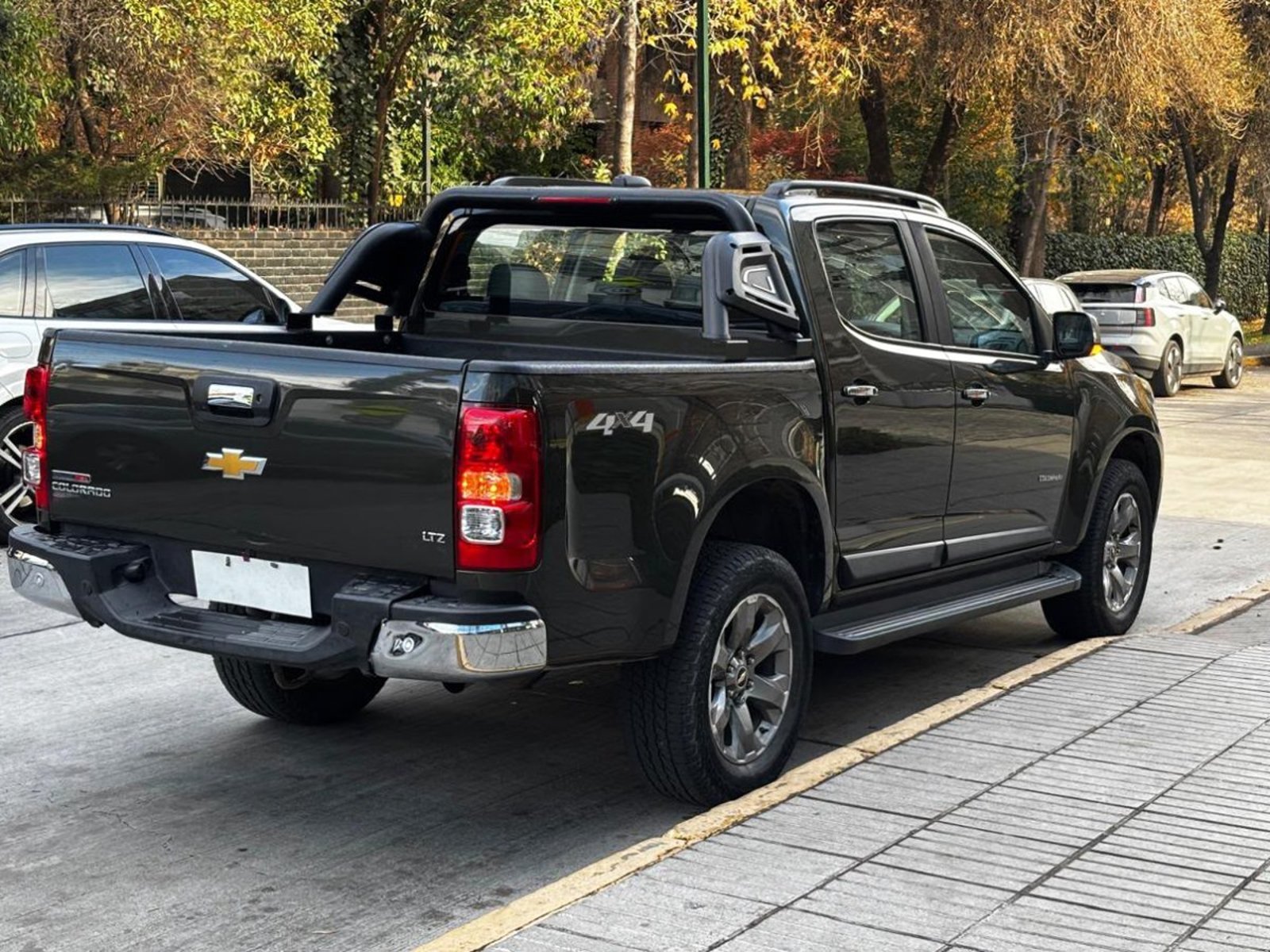 Chevrolet COLORADO LTZ 4WD 2.8 AT 2023 - Imagen 6 de 10