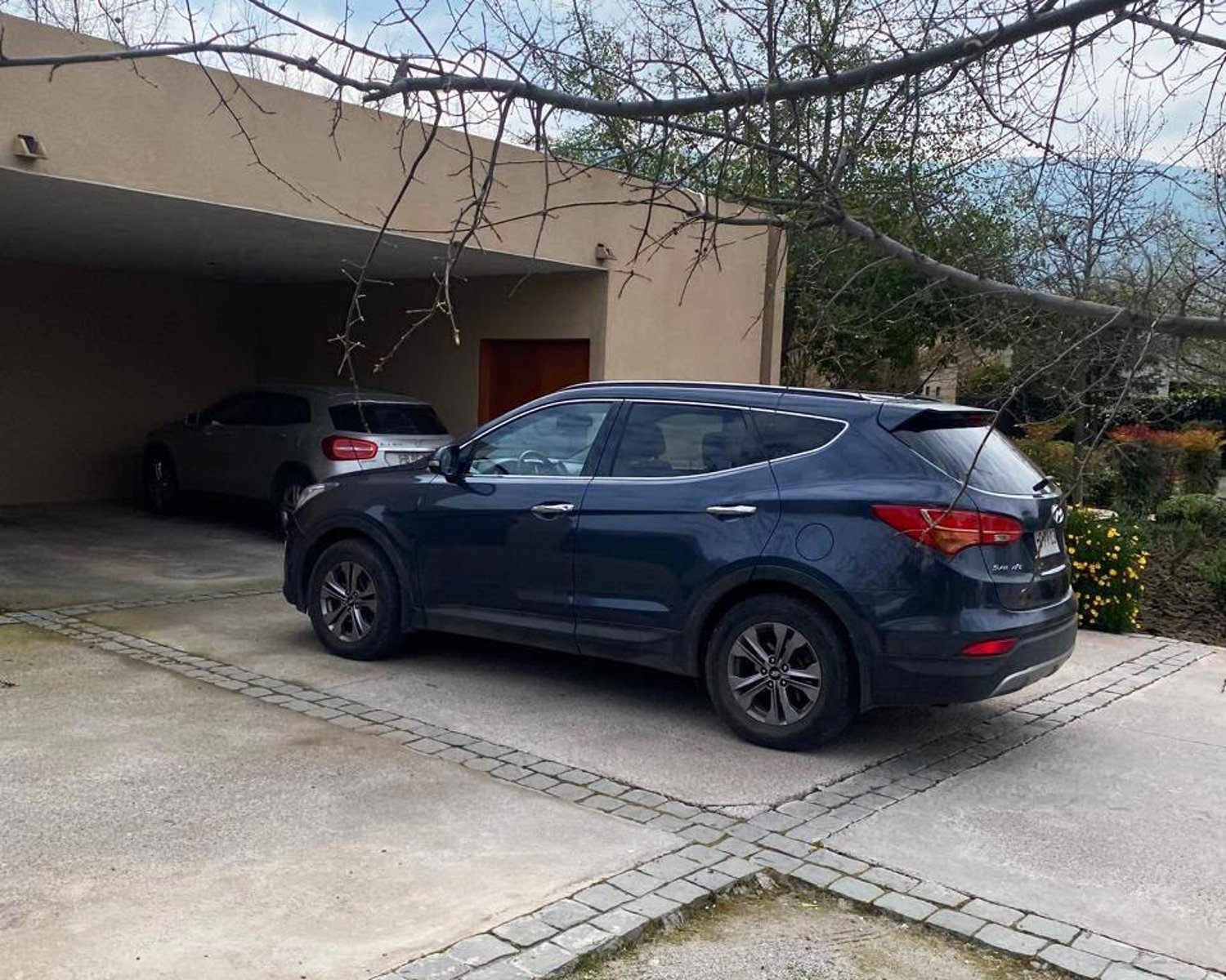 Hyundai SANTA FE GLS 2.2 AT 4x2 2015 - Imagen 4 de 7
