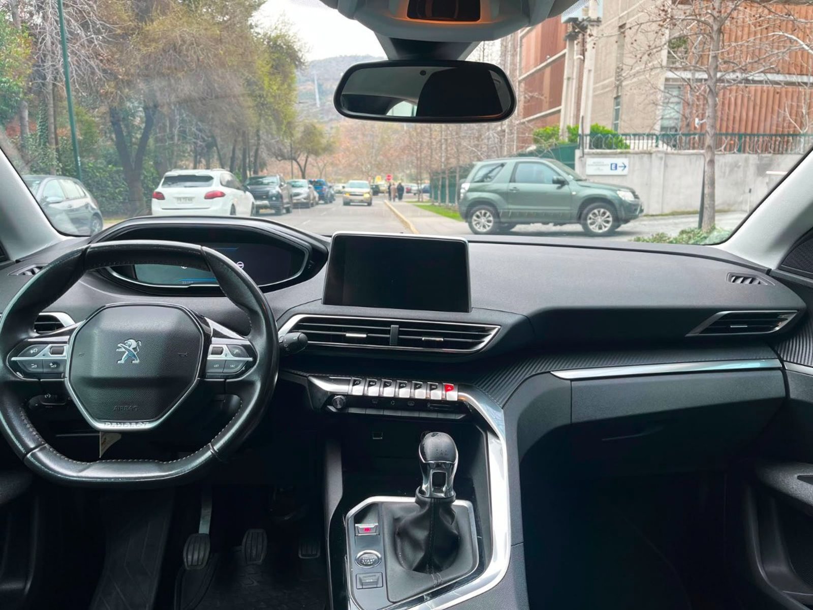 Peugeot 3008 1.2 MT 2022 - Imagen 8 de 10